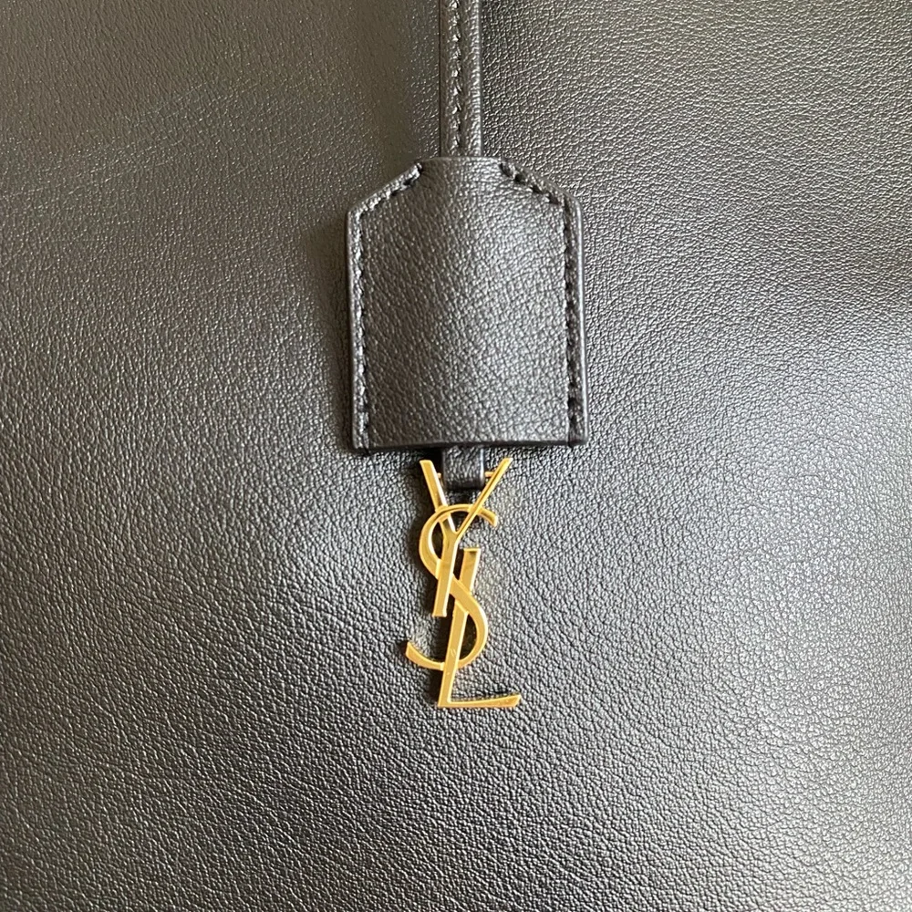 EUC YSL Saint Laurent East West Supple Leather Shopping Tote Black - Picture 5 of 14